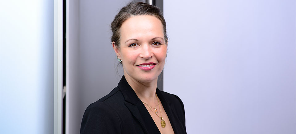 Dr. med .habil. Janine Hoffmann